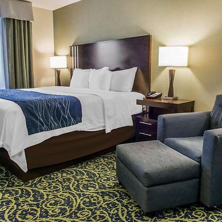 Comfort Inn & Suites Бътлър Екстериор снимка