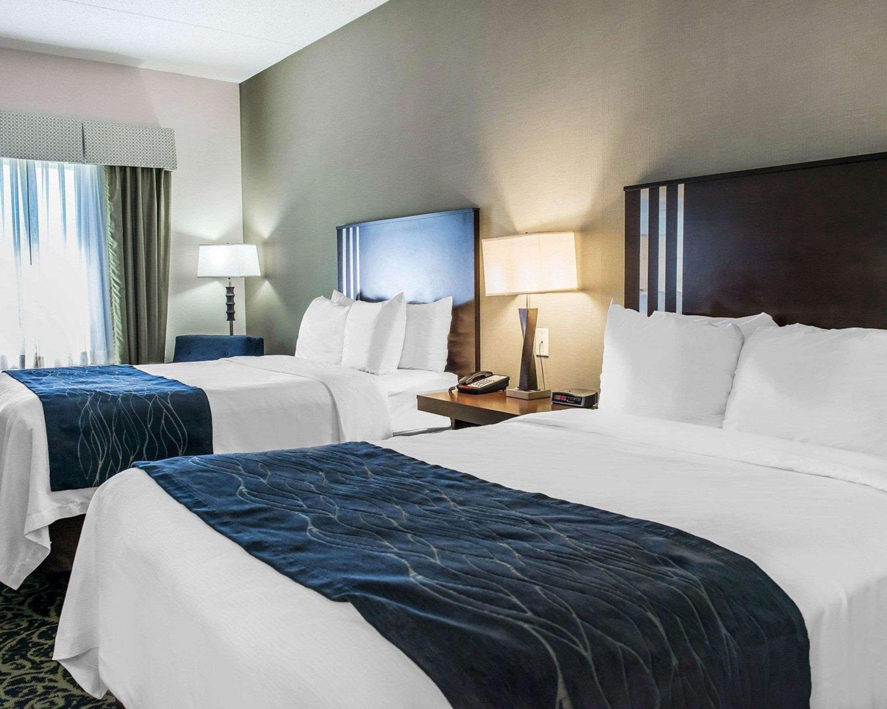 Comfort Inn & Suites Бътлър Екстериор снимка