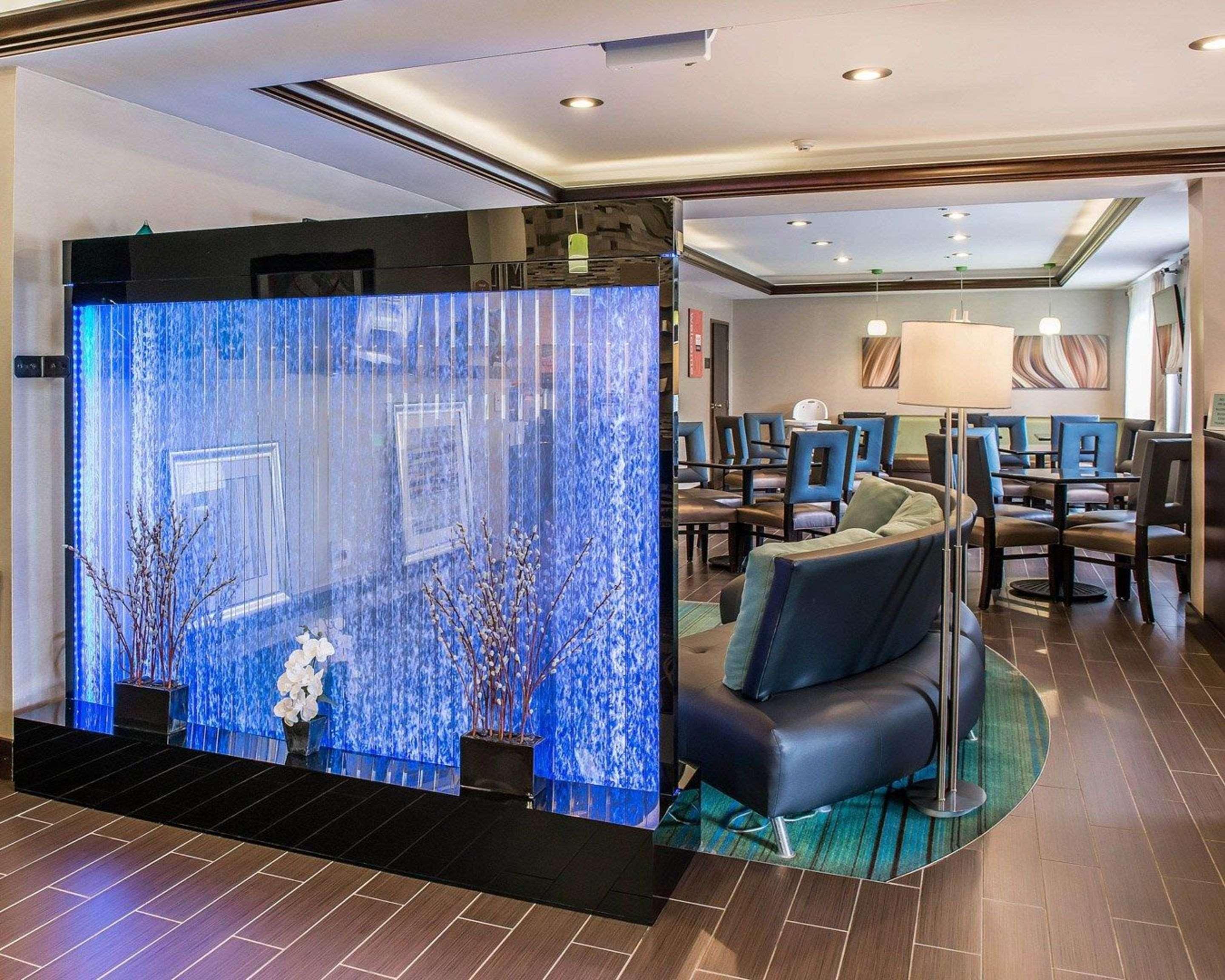Comfort Inn & Suites Бътлър Екстериор снимка